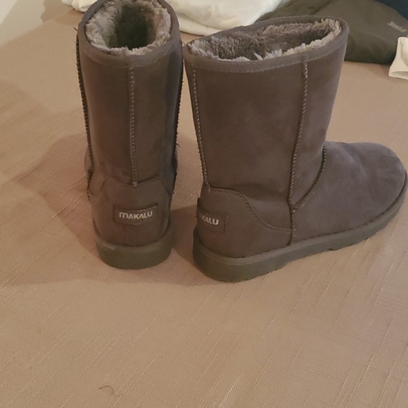 Boots - Picture 2 of 2